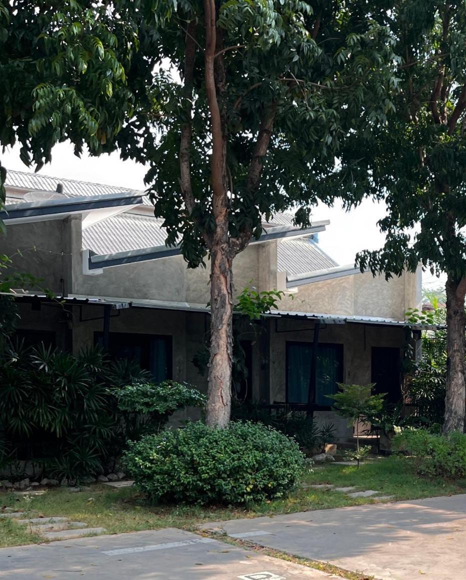 บ้านพักบุหงา199 อ สรรพยา Sapphaya ภายนอก รูปภาพ